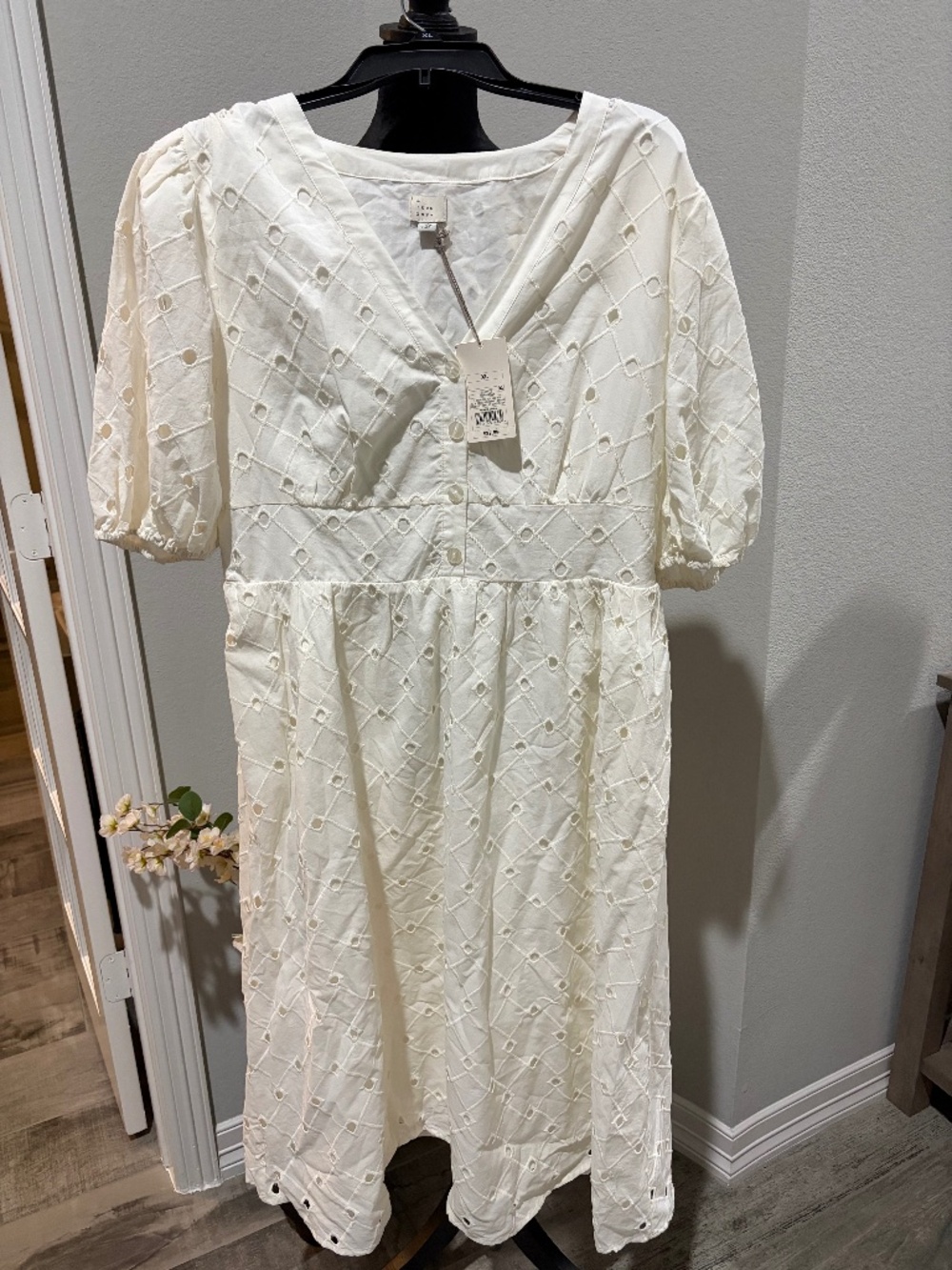 NWT A New Day White Eyelet Puff Sleeve Midi Dress - Size XL
